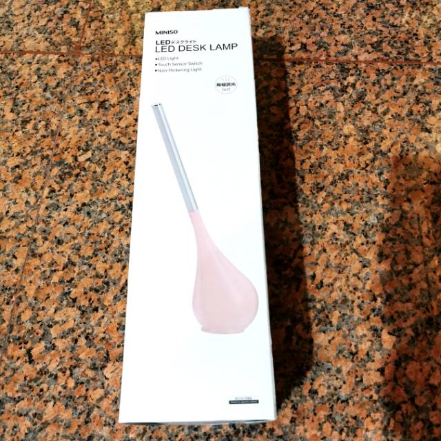 MINISO LED DESK LAMP LAMPU MEJA BACA BELAJAR KERJA RECHARGEABLE KADO HADIAH UNIK LUCU DEKORASI KAMAR
