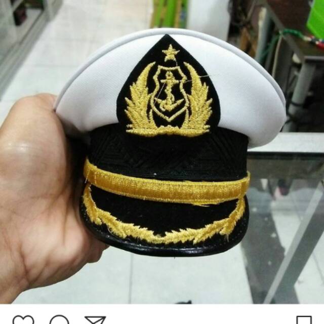 Hiasan dasboard mobil pelaut pelayaran