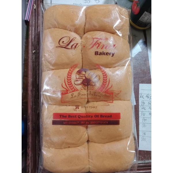 

La Fina Bakery Roti Tawar Manis