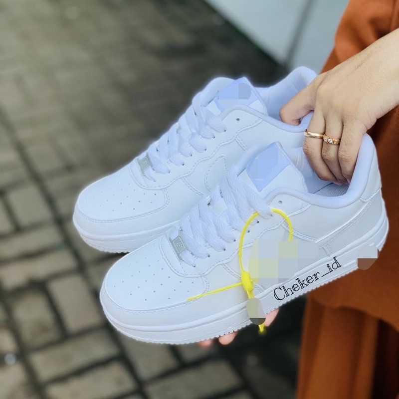 SEPATU PRIA DAN WANITA FULL WHITE PREMIUM SNEAKERS PRIA &amp; WANITA PUTIH POLOS TERLARIS GAYA MASA KINI SEPATU PUTIH ORIGINAL 100%