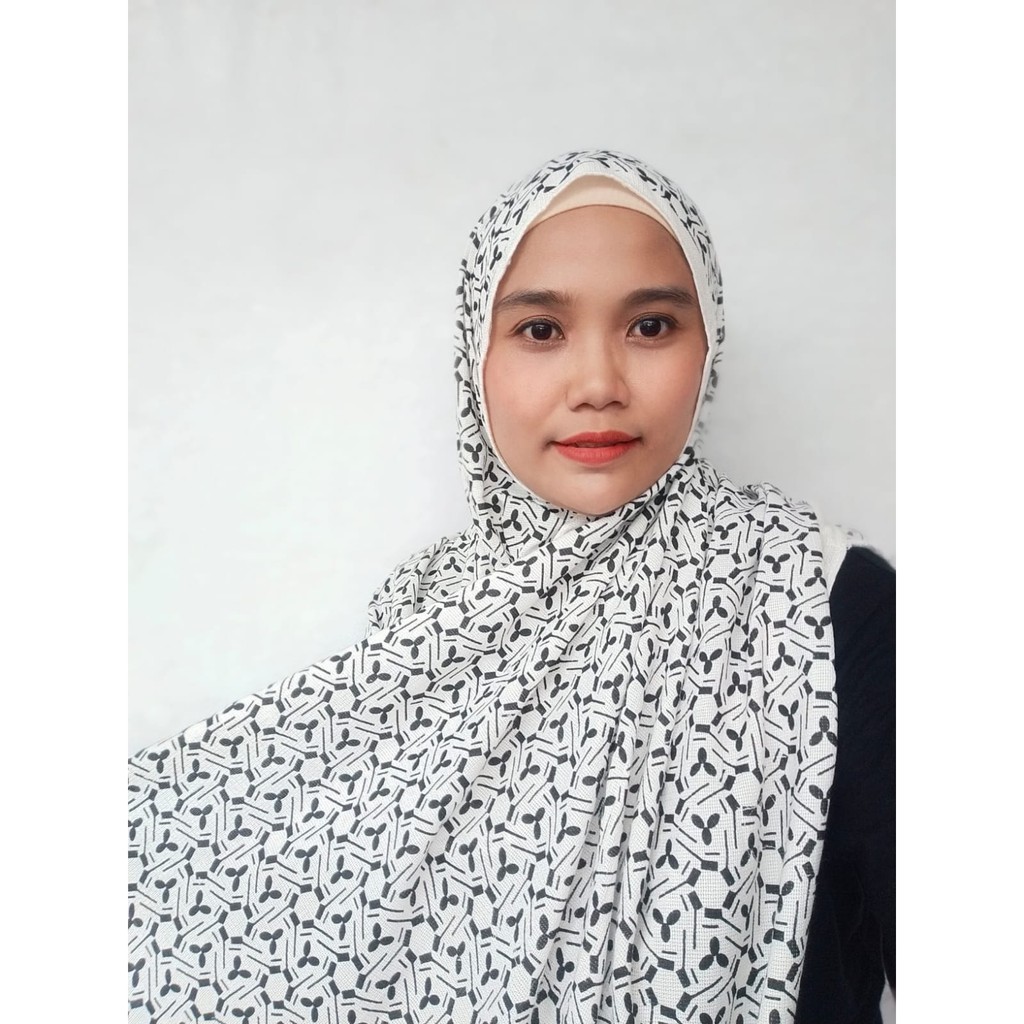 Hijab Pashmina Monochrome 170cm x 70cm Kekinian Hitam Putih