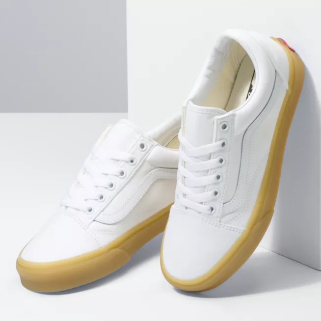 Sepatu Sneakers Pria Oldskool White Gum Sepatu Wanita Vans Murah