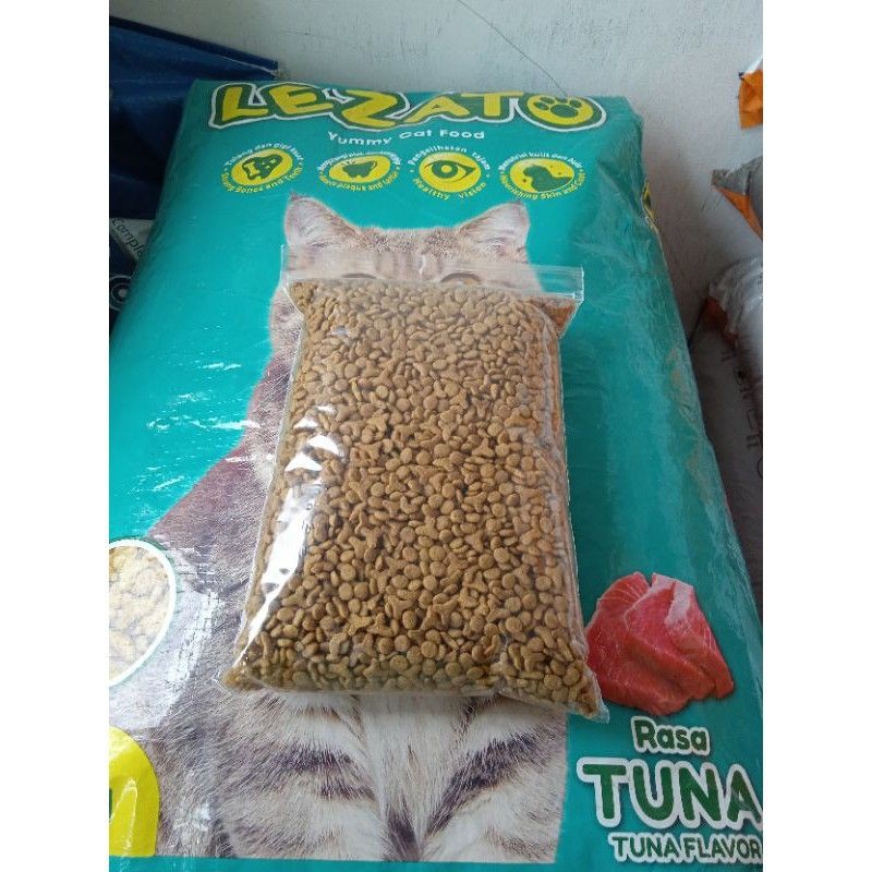 makanan kucing lezato repack 1kg / makanan kucing kering setara bolt