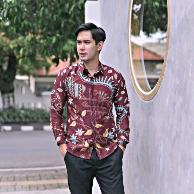 Kemeja Batik Lengan Panjang PREMIUM Batik Pria Warna MErah Bahan Katun Premium Reguler Fit E021