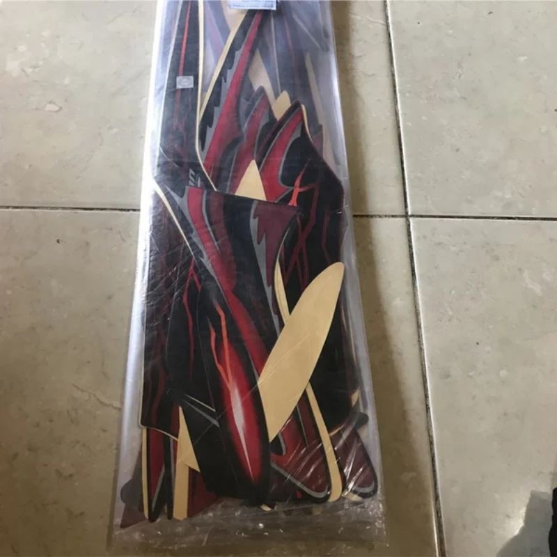 STRIPING SEPEDA MOTOR OLD YAMAHA VIXION 2010 MERAH