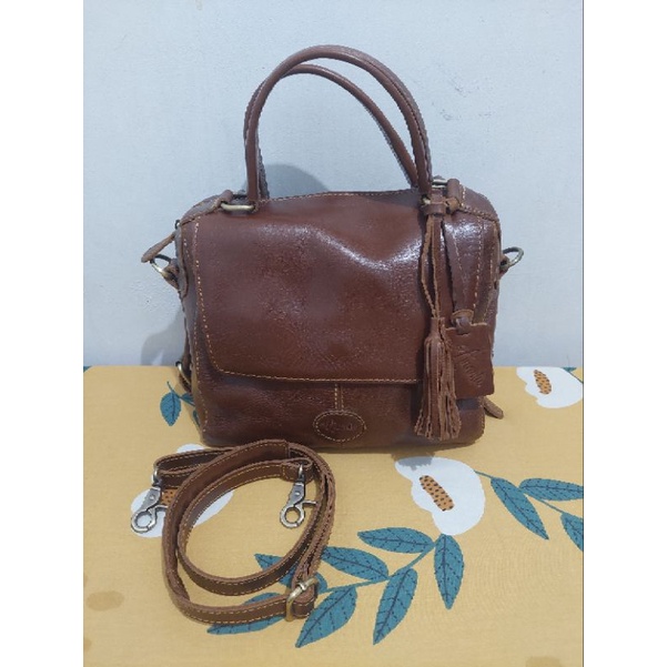 Anantio satchel