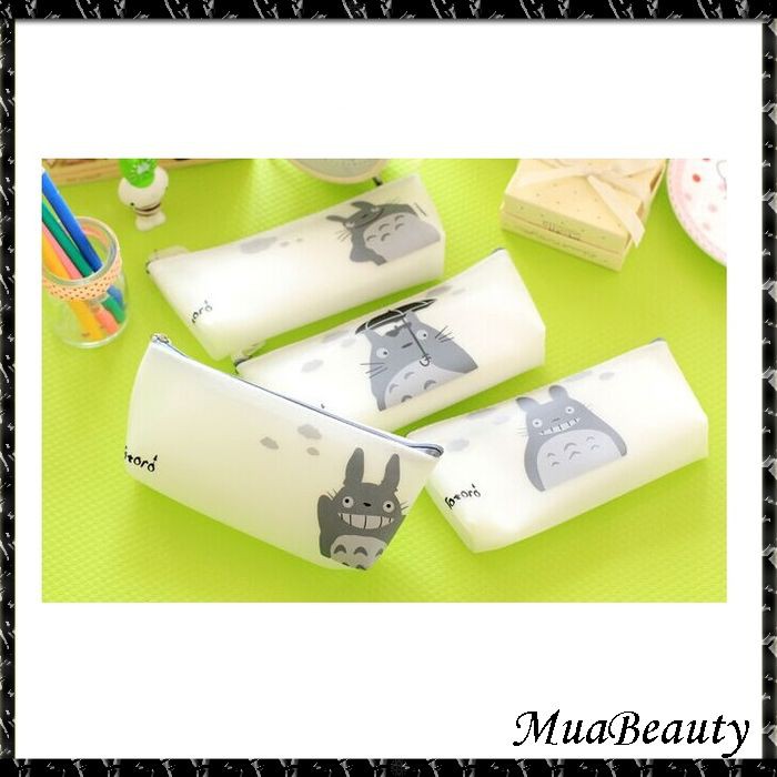 

TP030 Tempat Pensil Silicone White Totoro / Tempat Kosmetik