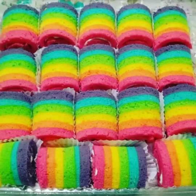 

Rainbow cake mini
