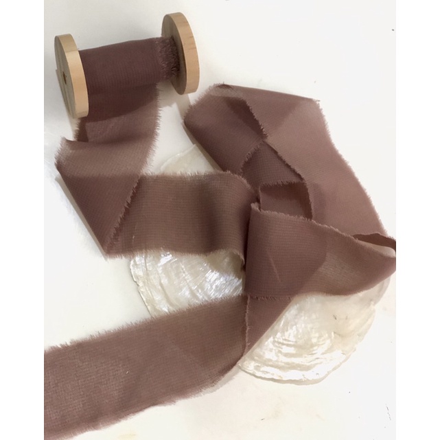 

SILK RIBBON - Taupe