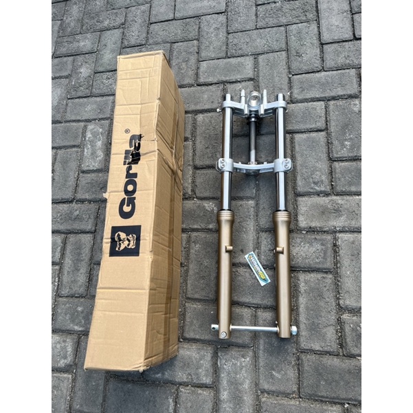 skok Ninja gorila Shock ninja gorilla