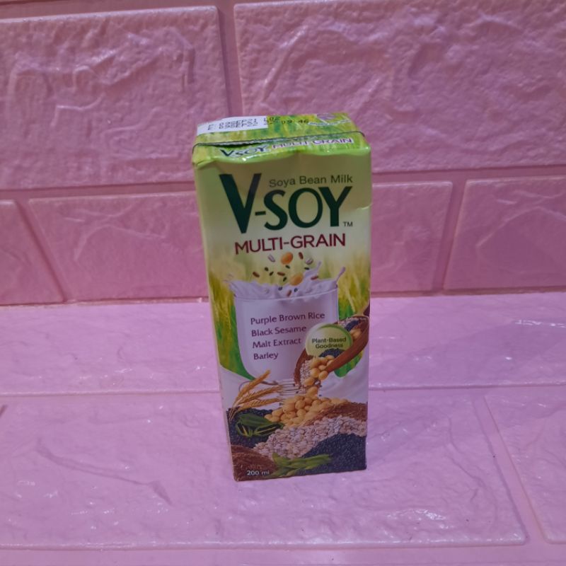 

V-Soy Susu Kedelai Soya Bean Milk Multi Grain Soy Milk UHT 200ml