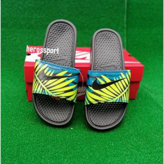  Sandal  pria  model slide nike  banassi swoosh Shopee Indonesia