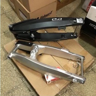 Swing Arm Delkevic alumunium klx dtracker crf 150 L supermoto motocross