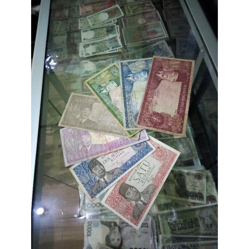 Uang kuno set soekarno 1 sampai 100 rupiah