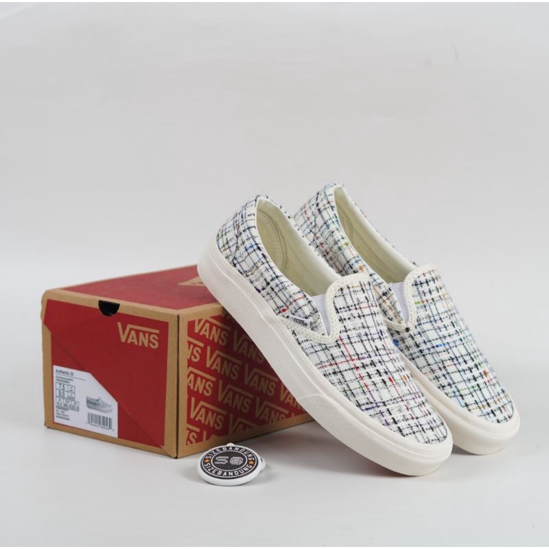 Sepatu Vans Authentic Woven Plaid