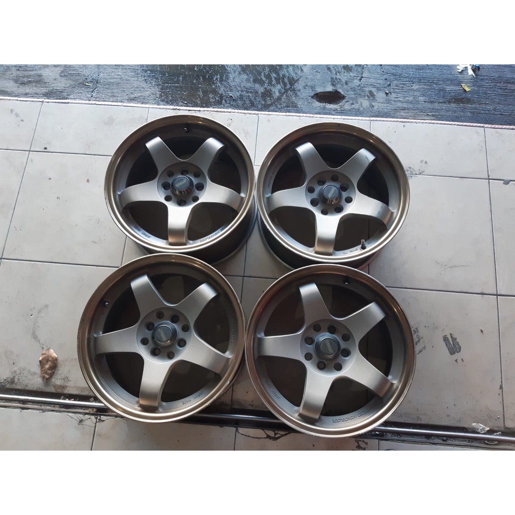 velg mobil model racing bekas ring 16 lubang 8x100-114 warna bronze