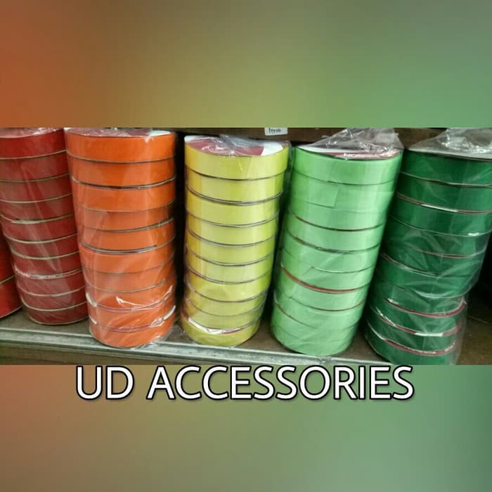 

Order Langsung Pita kado / pita jepang polos 3/4" (2cm) terbaik