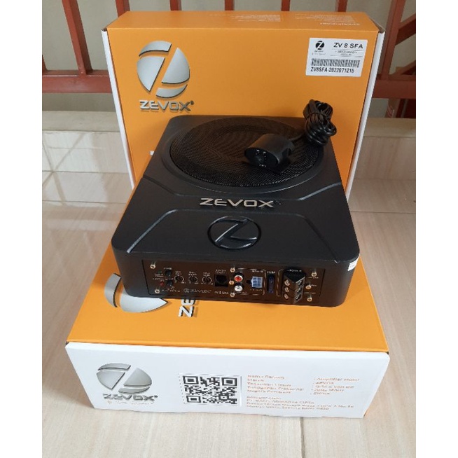 Subwoofer Kolong 8 inch Aktiv ZEVOX