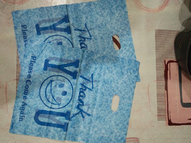 Promo Isi 100 Lembar - Kantong Plastik Motif Kresek 35×45 Cm - Plastik Packing Online Shop - Kresek