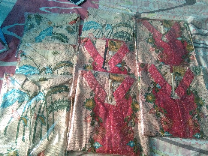 Batik Couple Keluarga Sania Ruffle Ori Ndoro Jowi Kembang Langit