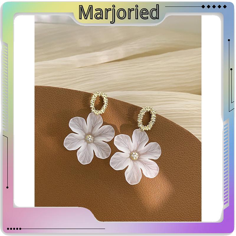 S925 Silver Needle Flower Shape Gaya Segar Anting Pejantan Cocok untuk Wanita-MJD