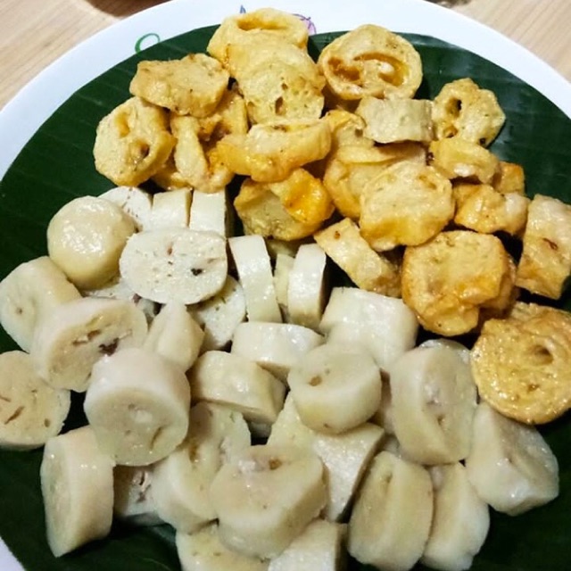 

Kerupuk basah ciri khas kalimantan barat ( putusibau )