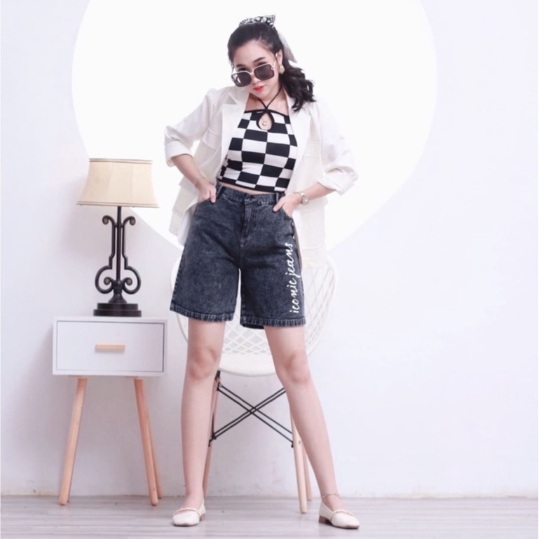 Jenny Denim Hotpants Simple Korean Look Summer Pants