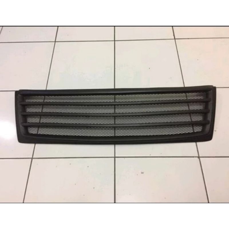 Grill kijang krista 2000 - 2001 garis