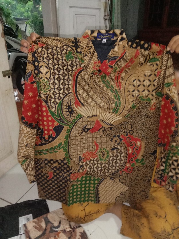 Batik Solo Kemeja Batik Pria Panjang Antasena Senojoyo Batiksoloamanah 145.000
