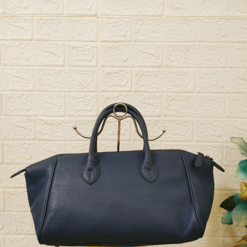 Vera Wang preloved bag