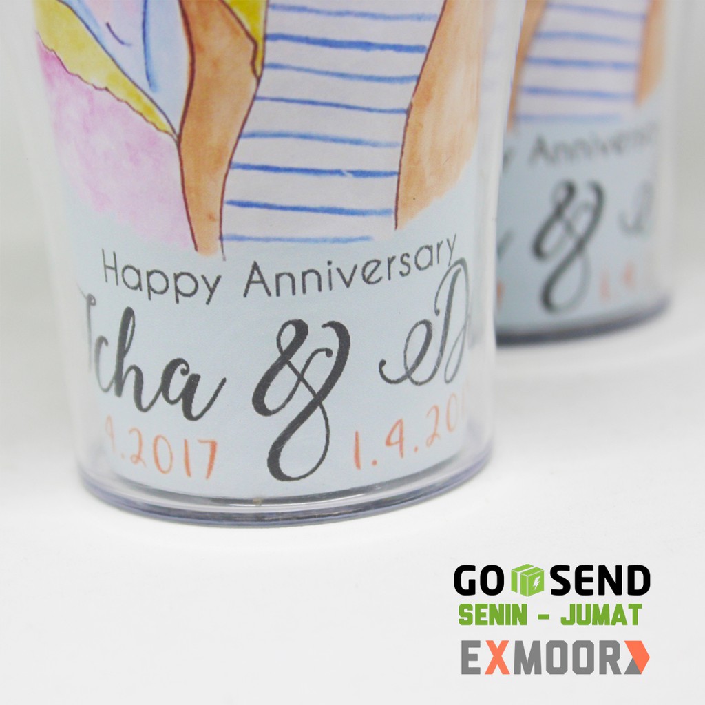 Tumbler Couple Doodle Hijab Casual untuk Kado Anniversary