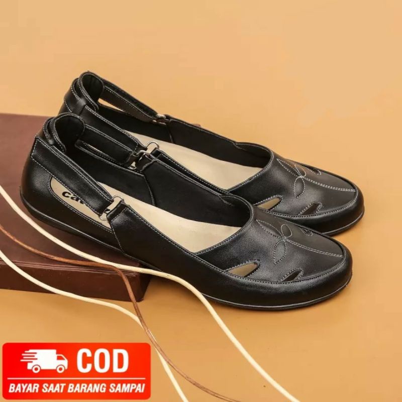 SEPATU WANITA FLAT SHOES HITS KEKINIAN HITAM