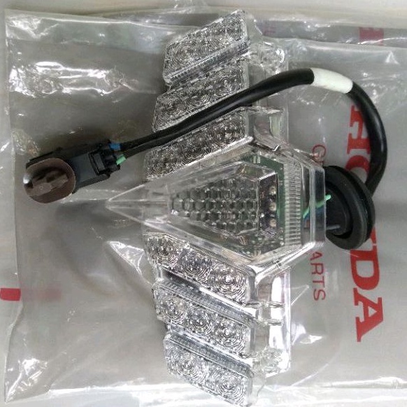 Lampu LED Belakang/Stoplamp Lampu Rem Honda Vario 125 150