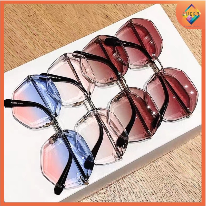 Kacamata Polygon Hitam Wanita Fashion Gaya Frameless