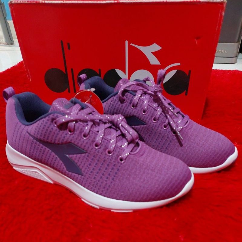 READY SEPATU DIADORA X RUN LIGHT 5 W VIOLET size 38