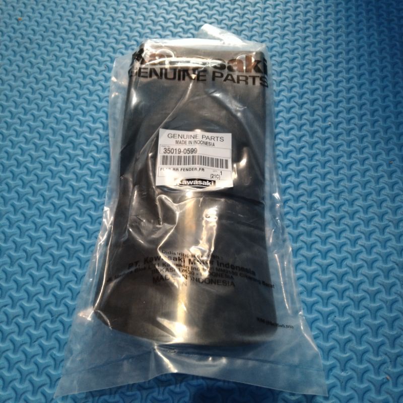 cepet flap pelindung lumpur shock shok belakang klx 150 S. L BF G original Kawasaki 35019-0599