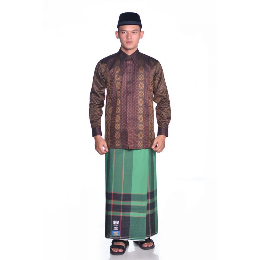 SARUNG BHS CLASSIC MOTIF TUMPAL KEMBANG GERIMIS VARIAN WARNA HIJAU