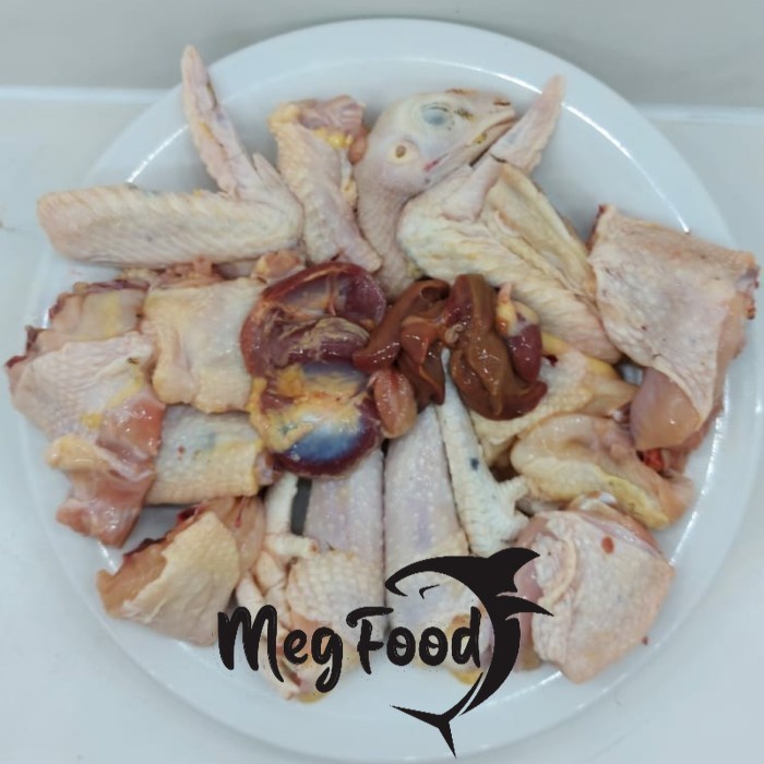 

AYAM KAMPUNG POTONG 1 EKOR FROZEN (berat +/- 730 gram)