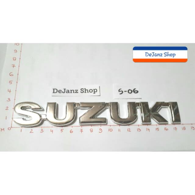 Emblem - Tulisan - Sticker - Tempelan - Logo SUZUKI.  APV Ertiga .Universal. chrome.
