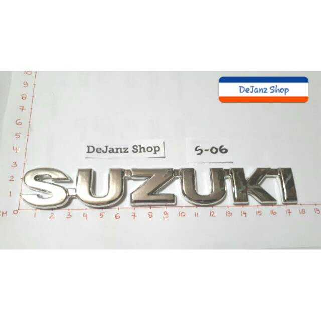 Emblem - Tulisan - Sticker - Tempelan - Logo SUZUKI.  APV Ertiga .Universal. chrome.