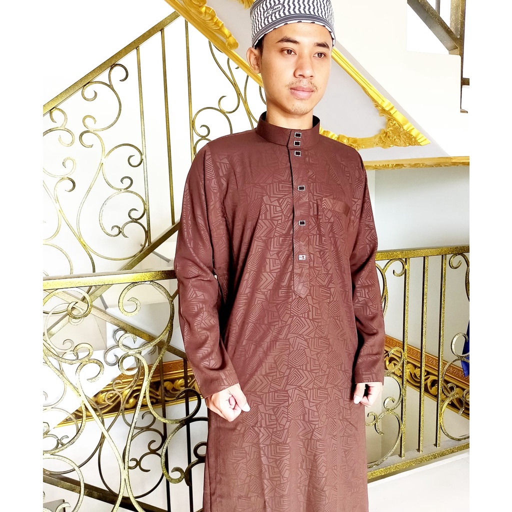 Jubah Gamis Pria Oblong Jubah muslim Gamis Pria Motif Emboss-Coklat tua