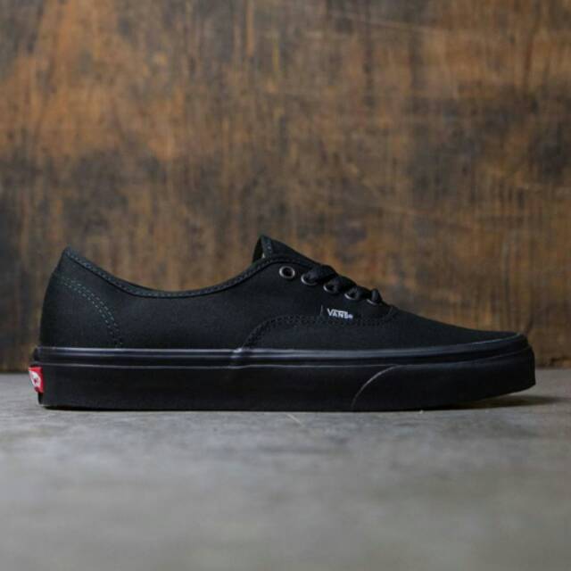 vans authentic black original 