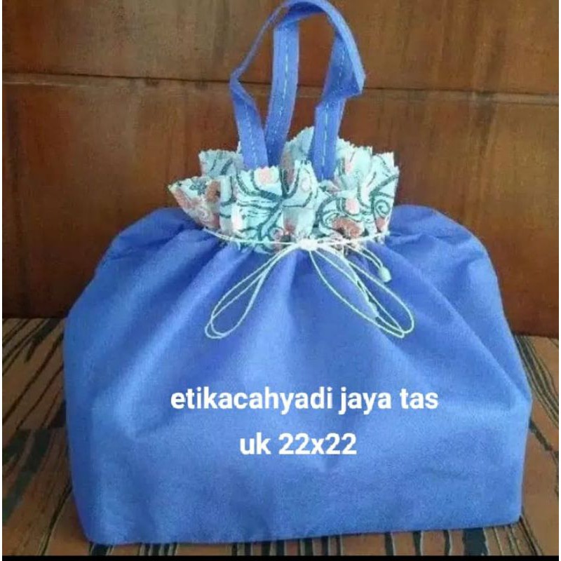 

tas hajatan serut tebal ukuran 22x22