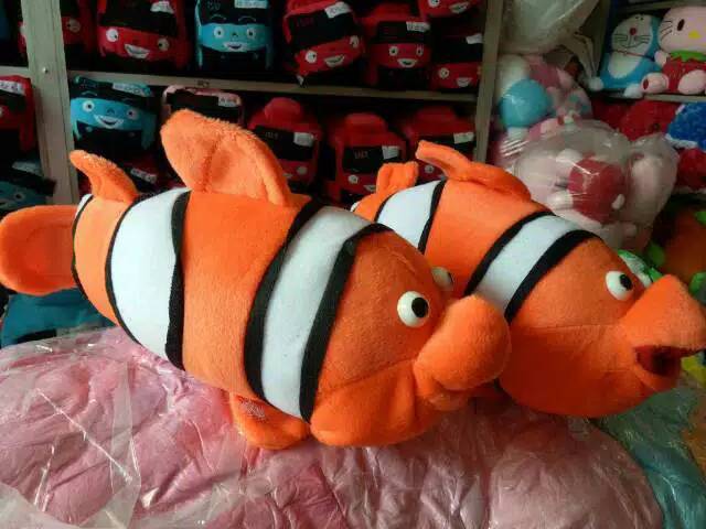 Boneka ikan nemo size:M