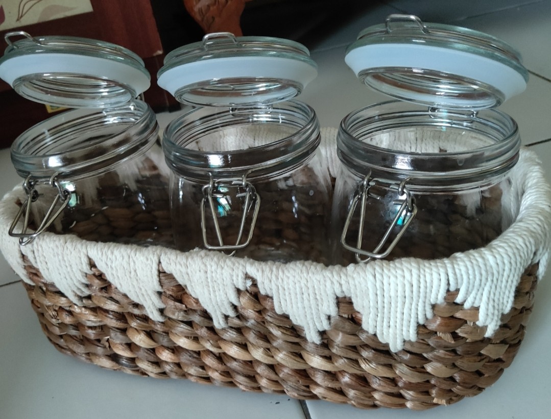 Cover Toples/ Nampan Tempat Toples Anyaman Enceng Macrame