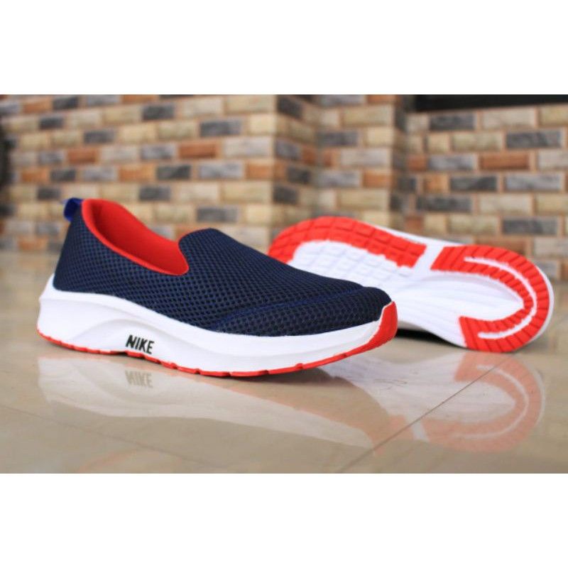 SEPATU FASHION SLIP ON WANITA/CEWEK/PROMO MURAH SIZE 36 37 38 39 402