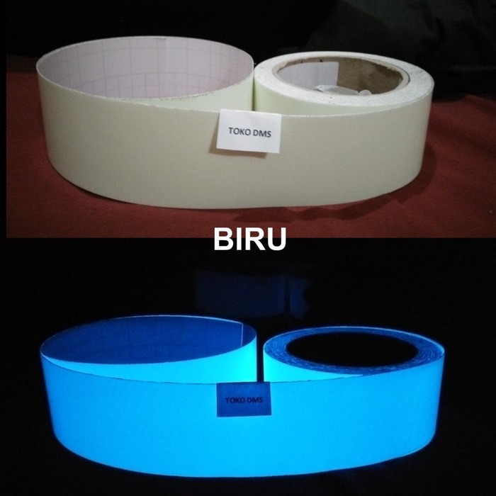 

SOLASI STICKER TAPE GLOW IN THE DARK ( NYALA DALAM GELAP ) LEBAR 5 CM