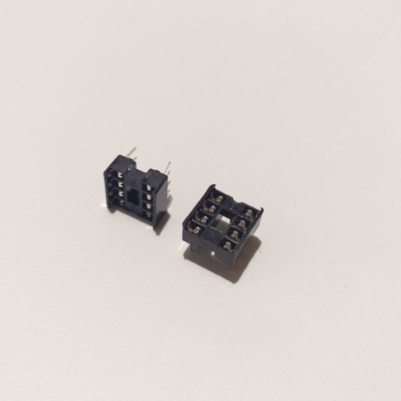 Socket iC 8pin