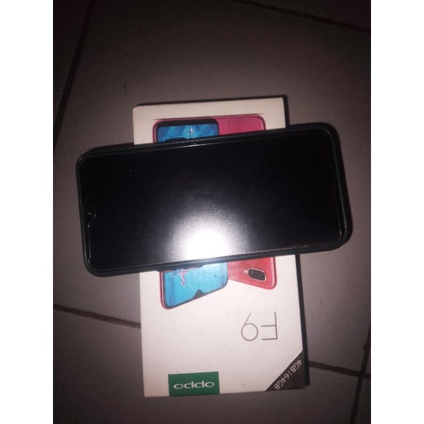 Oppo f9 matot