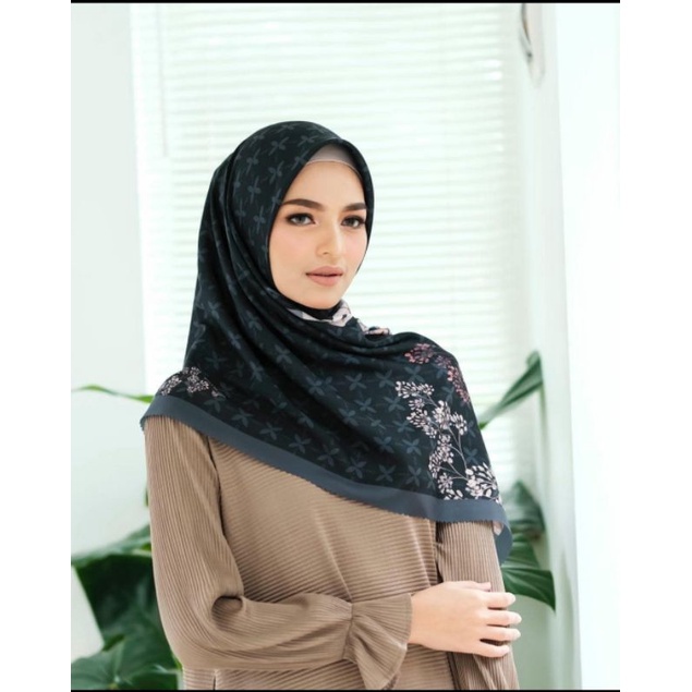 Hijab Mylady Rio preloved